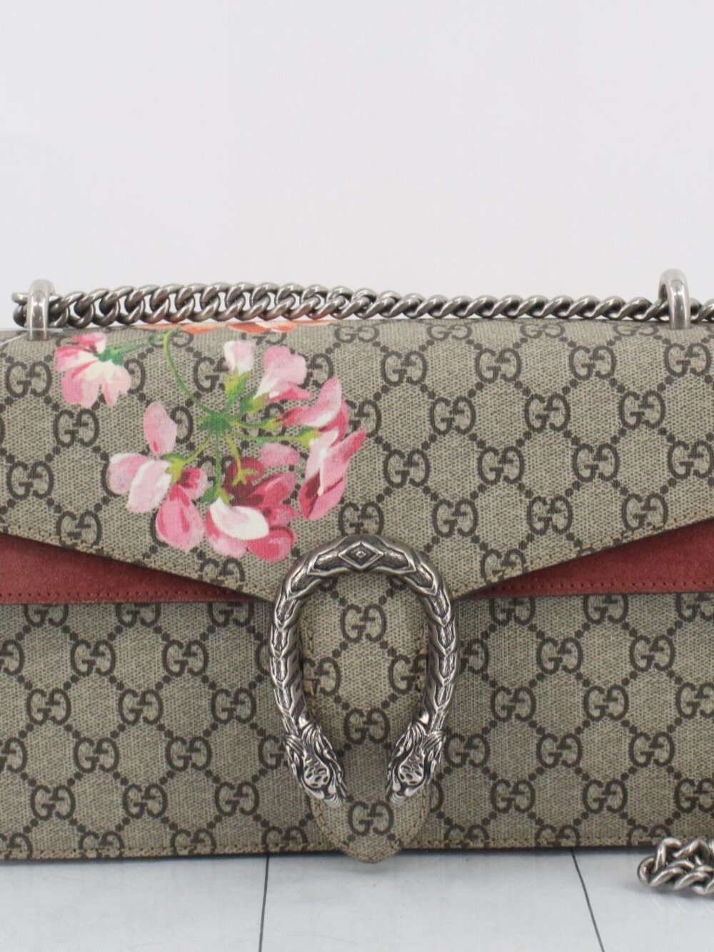 Gucci GG Supreme Dionysus Crossbody with Pink Floral Accent